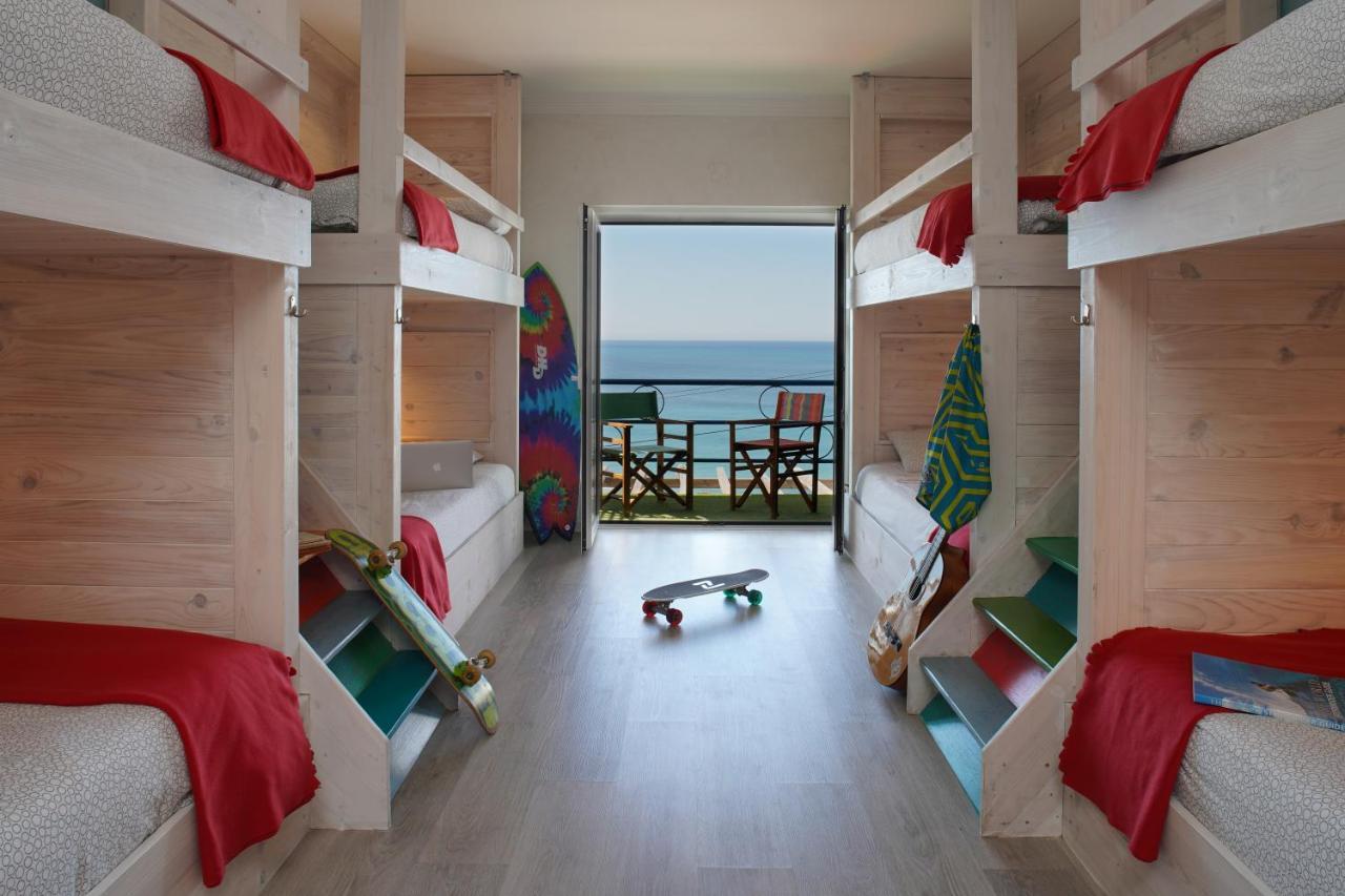 Chill In Ericeira Surf House Pansiyon Dış mekan fotoğraf