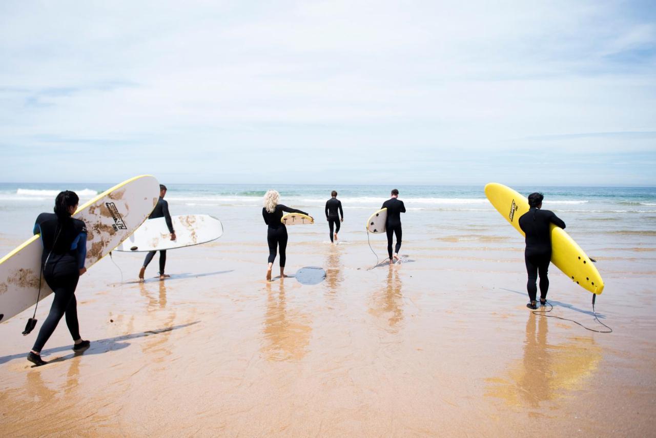 Chill In Ericeira Surf House Pansiyon Dış mekan fotoğraf