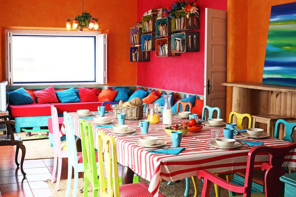 Chill In Ericeira Surf House Pansiyon Dış mekan fotoğraf