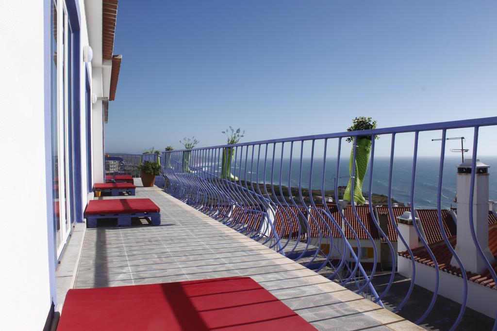 Chill In Ericeira Surf House Pansiyon Dış mekan fotoğraf