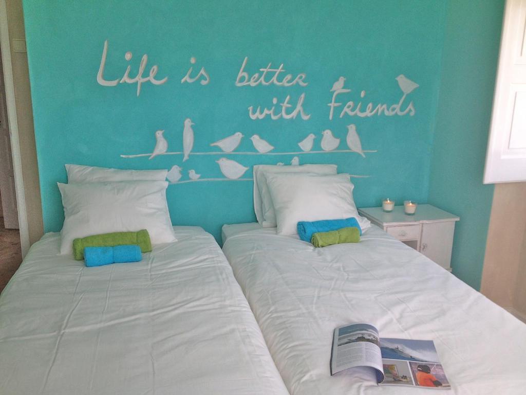 Chill In Ericeira Surf House Pansiyon Oda fotoğraf